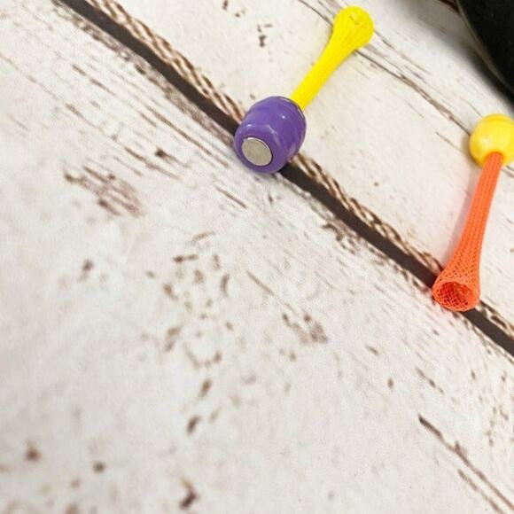 Magnetic Dart Board - Picture 4 of 4